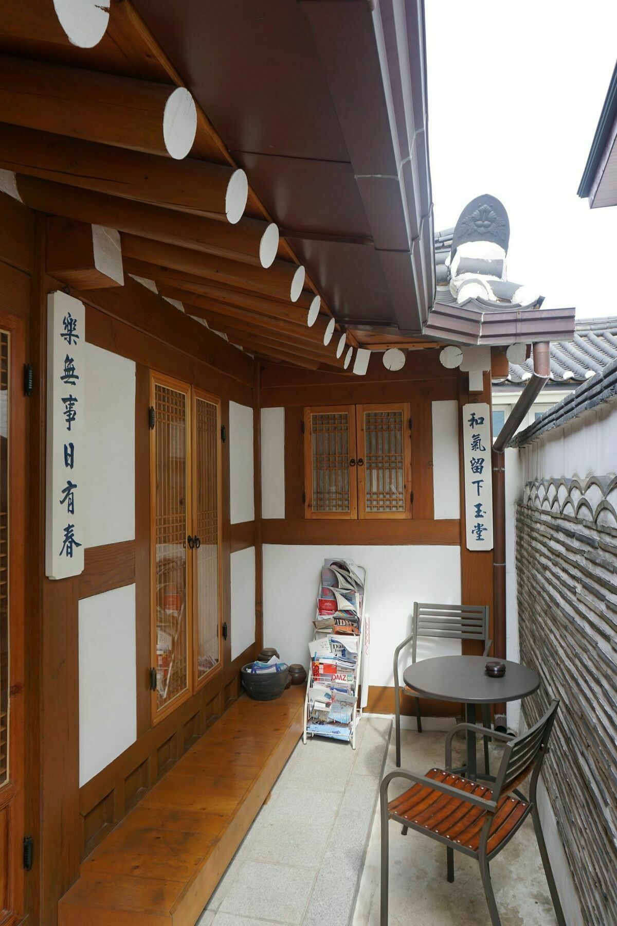 Han Hanok Guesthouse Сеул Екстер'єр фото