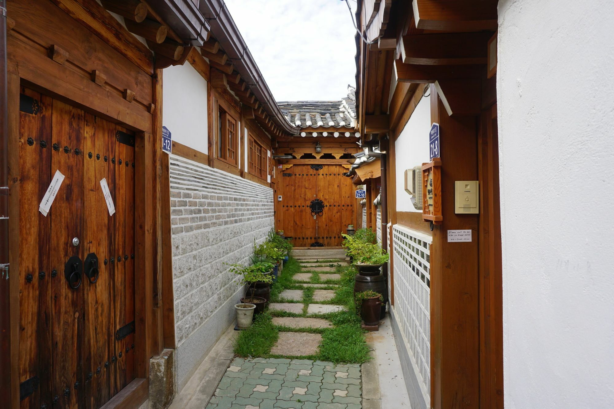 Han Hanok Guesthouse Сеул Екстер'єр фото