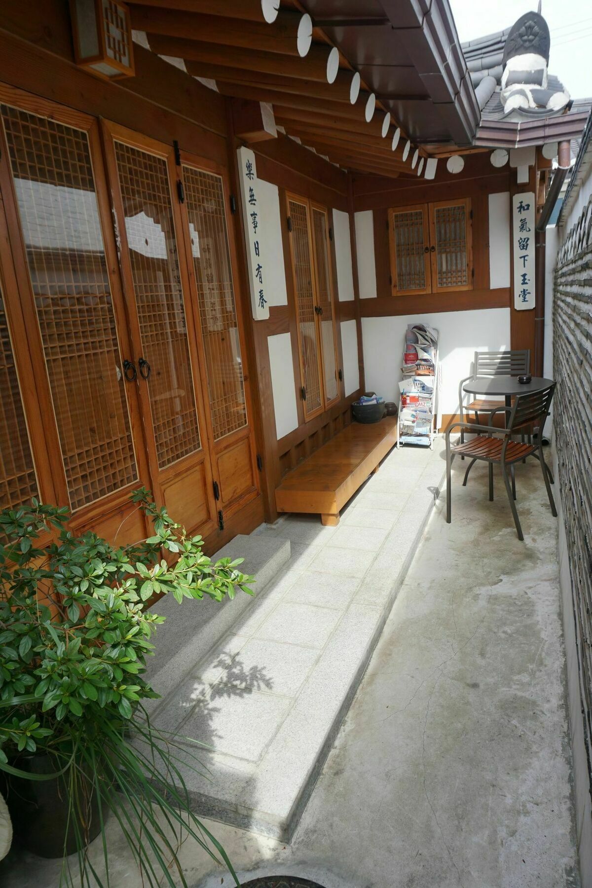 Han Hanok Guesthouse Сеул Екстер'єр фото